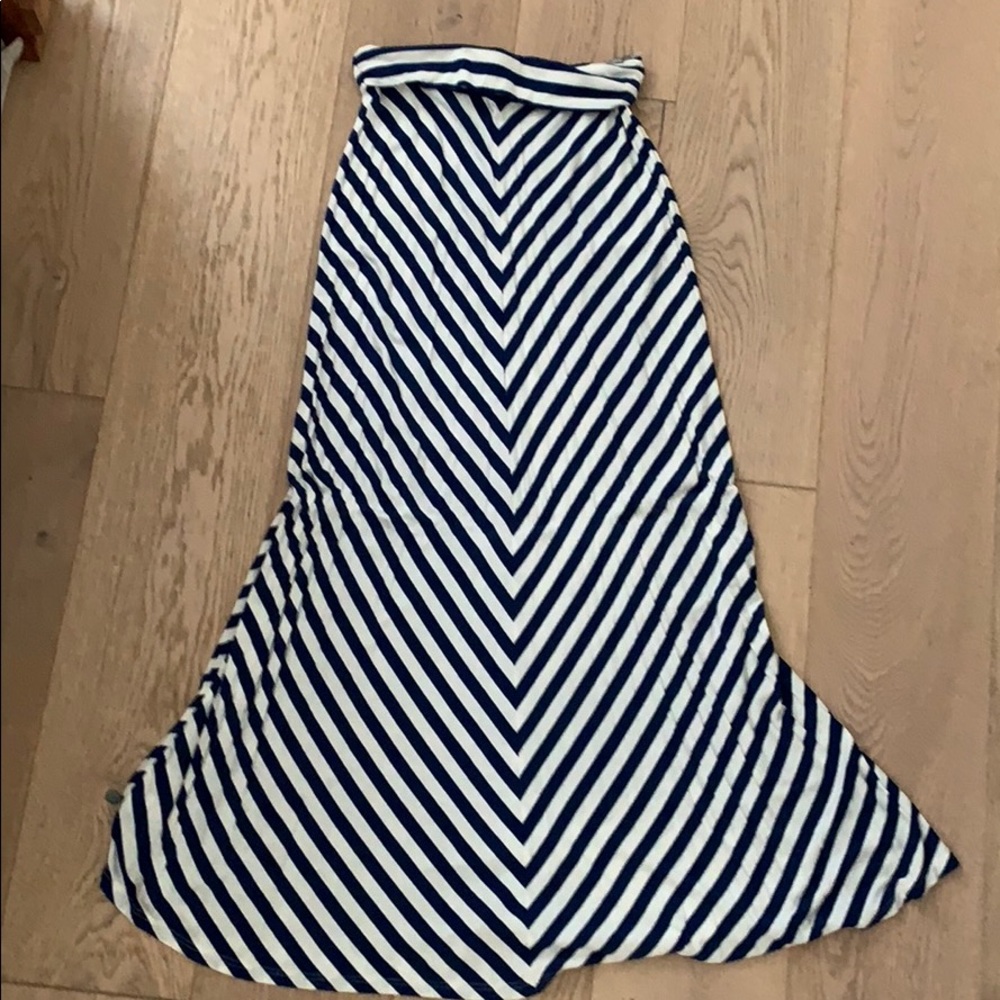 Stripped maxi skirt